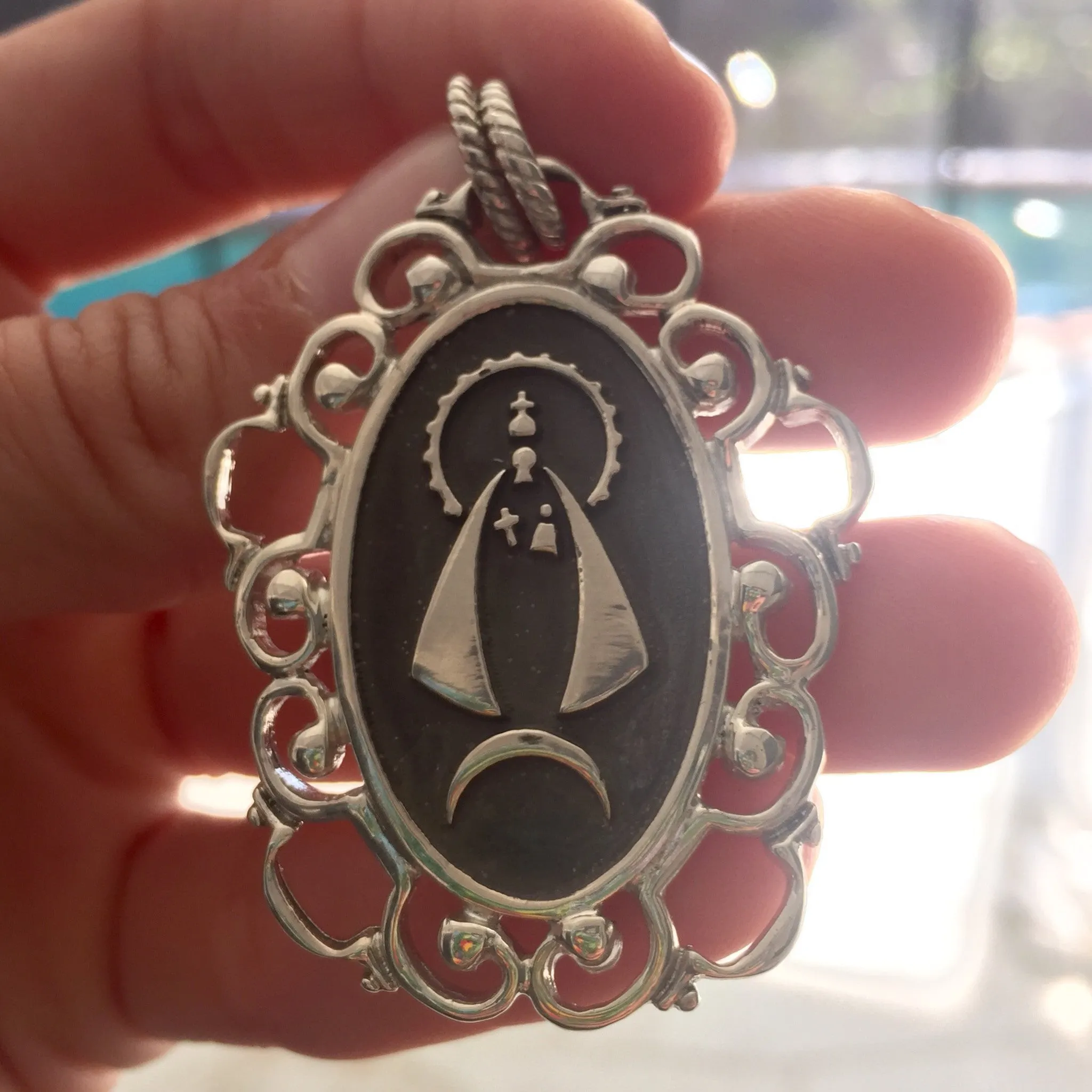 Arabesque Oval Caridad del Cobre Pendant