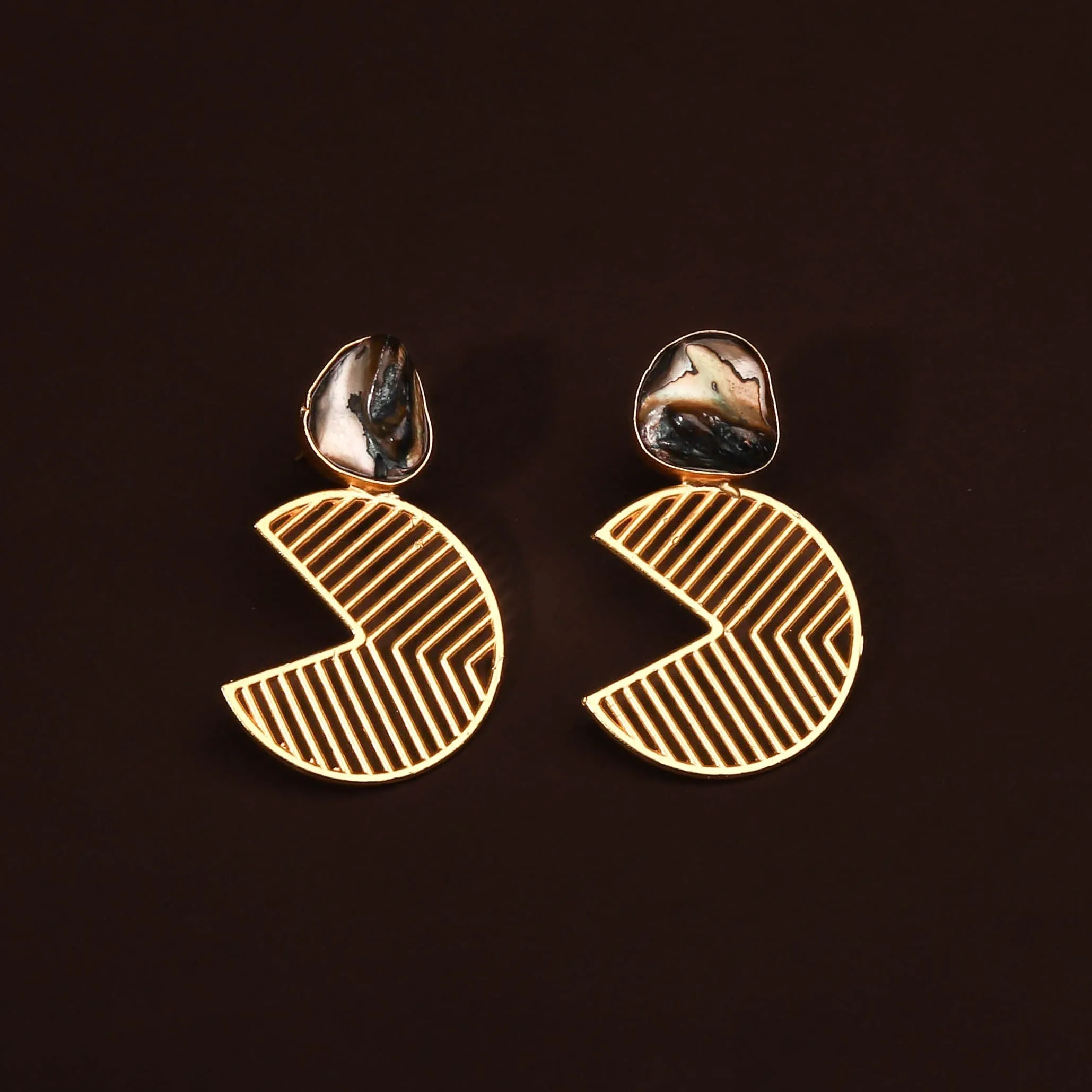 Gold Toned Contemporary Black Mother Of Pearl Earring For Women