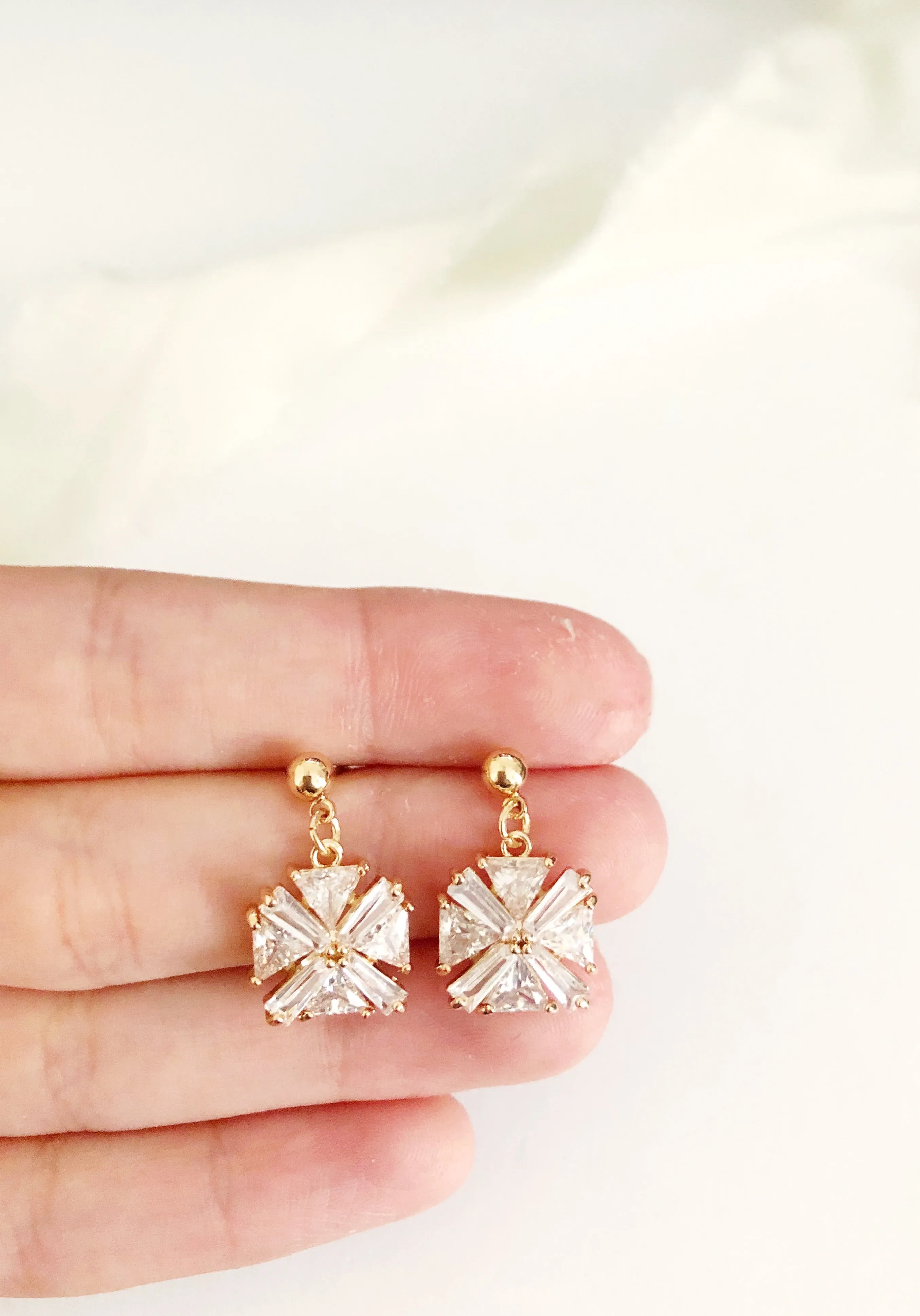 Janey Gold  Simple Wedding Earrings