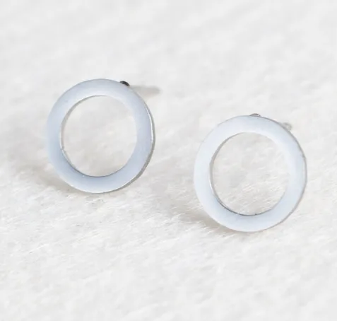 Popular simple earrings