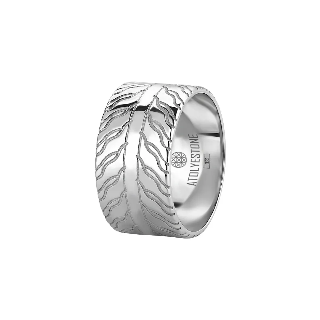 Premium Tire Tread Ring in Silver