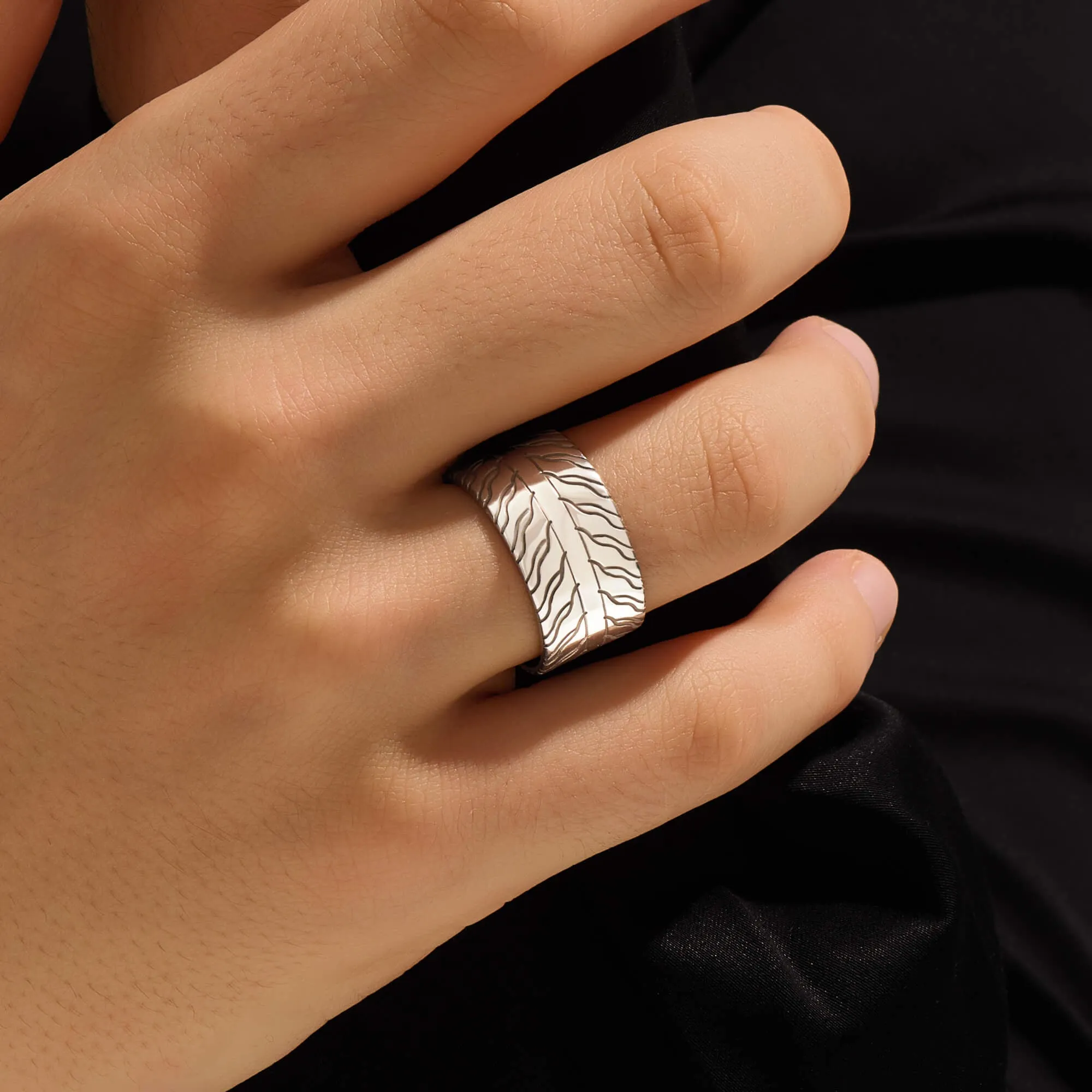 Premium Tire Tread Ring in Silver