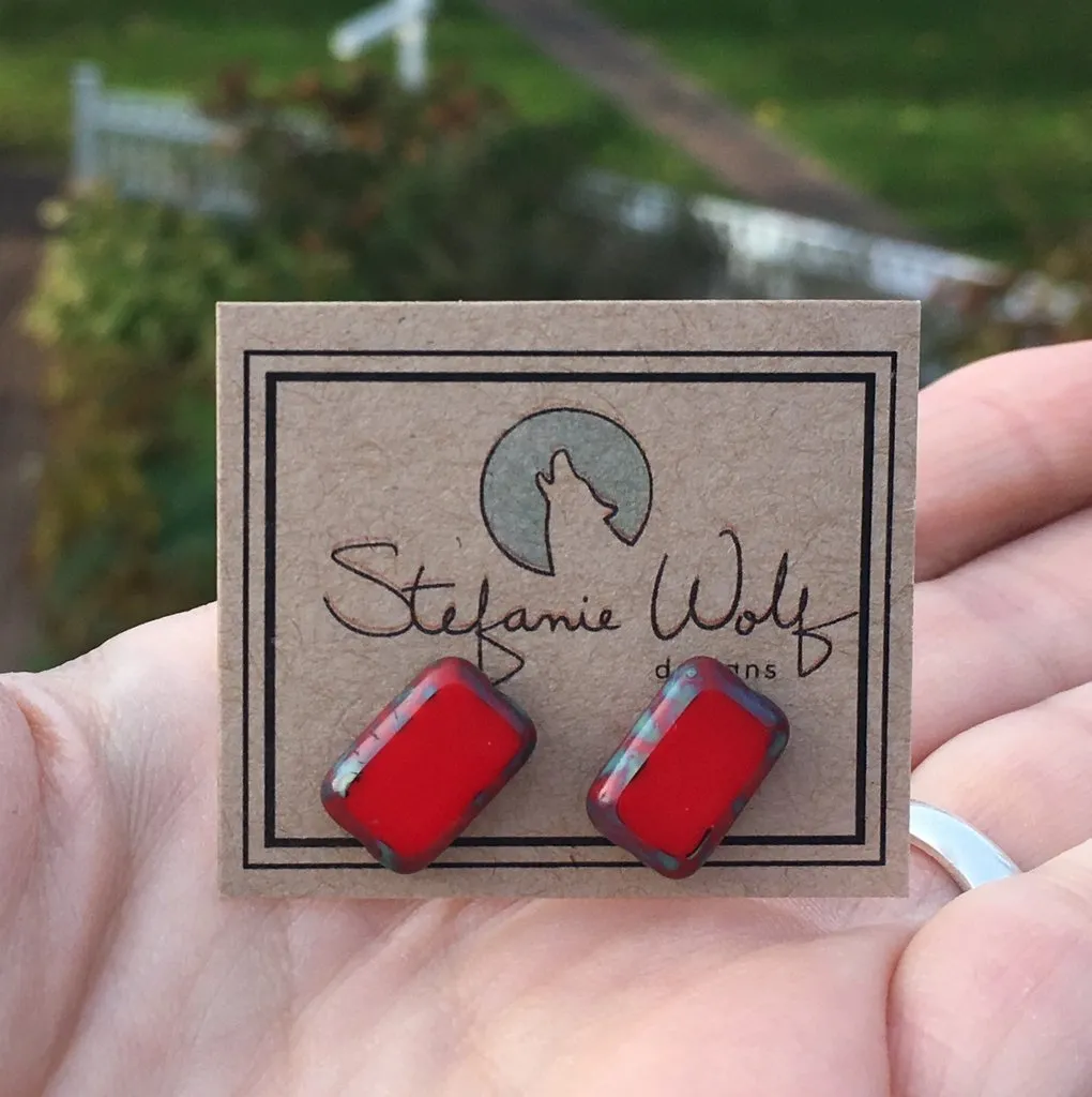 Red Simple Glass Beaded Stud Earrings